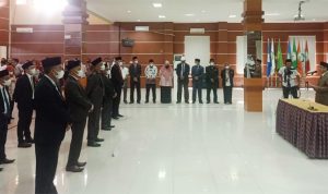 Pelantikan Pejabat di lingkup Unkhair di Aula Nuku, Gedung Rektorat Unkhair Senin (31-1-2022)