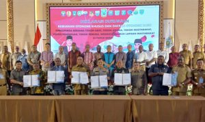 Deklarasi dukungan kebijakan otonomi khusus (Otsus) dan Daerah Otonom Baru (DOB) di Papua Barat, Selasa (14/6/2022) di Gedung PKK (Foto. klikpapua.com)