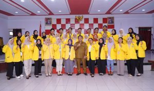 Sebanyak 37 Mahasiswa Magang Program Merdeka Belajar-Kampus Merdeka (MBKM) Fakultas Ekonomi dan Bisnis Universitas Khairun Ternate resmi diterima untuk melaksanakan Magang di Kota Tidore Kepulauan.