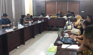 Badan Musyawarah (Banmus) DPRD Kota Tidore Kepulauan gelar rapat pembahasan da penetapan agenda kerja, Senin (4/11/2024). [Foto. Ist.