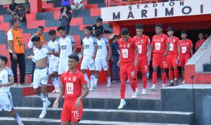 Pertandingan babak ke 8 EPA Liga 1, Malut United FC U 20 melawan Bali United dengan skor akhir 3 - 2 atas kemenangan Malut United yang berlangsung di Stadion Marimoi, Kamis (30/01/2025).