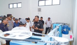 Wali Kota Tidore Muhammad Sinen bersama Wakil Wali Kota Tidore Ahmad Laiman Tinjau IKM Sentra Kelapa Terpadu Akelamo