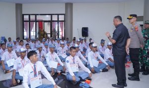 Wali Kota Tidore Kepulauan Muhammad Sinen, SE menyampaikan arahan sekaligus memberikan motifasi kepada para peserta Seleksi Calon Paskibraka Kota Tidore Kepulauan Tahun 2025.