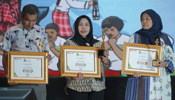 Internasional Art Festival: Kota Tidore Sabet Juara