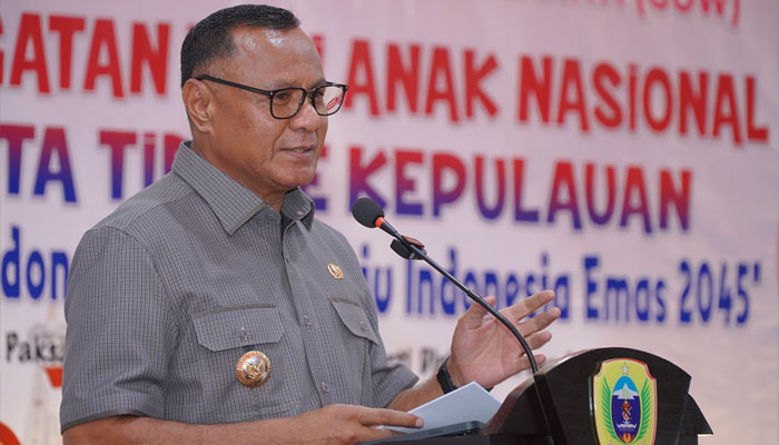 Walikota Tidore Kepulauan, Muhammad Sinen, SE menyampaikan sambutan pada Peringatan Hari Anak Nasional Tahun 2025