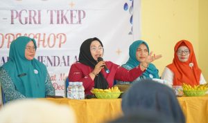 Bunda PAUD Kota Tidore Kepulauan Hj. Rahmawati Muhammad Sinen Buka Workshop Pembelajaran Mendalam di TK Negeri Pembina 4 Oba Utara (5)
