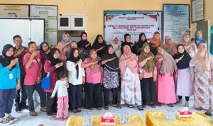 Peserta Pertemuan Peningkatan Kemampuan Keluarga (P2K2)