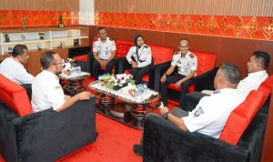 Wali Kota Tidore Kepulauan, Muhammad Sinen dan Wakil Wali Kota Tidore Kepulauan, Ahmad Laiman saat menerima kunjungan Kepala Rutan Kelas II B Soasia, Agus Setyawan di Ruang Kerja Wali Kota Tidore, Rabu (21/1/2026